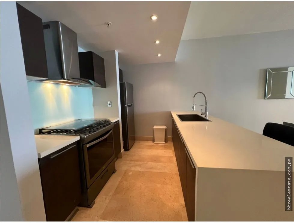 Alquiler de apartamento en Avenida Balboa, Ph Yoo
