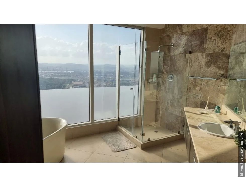 Alquiler de Jr. Penthouse en Avenida Balboa, Ph Rivage