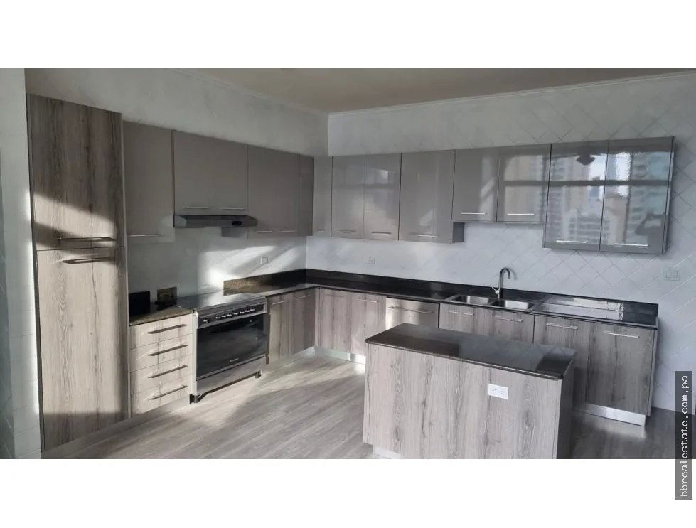 Penthouse for rent in Panama
