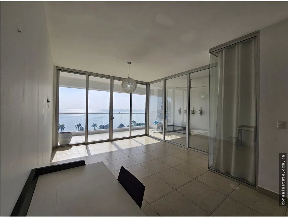 Venta de apartamento en Avenida Balboa, Ph Rivage