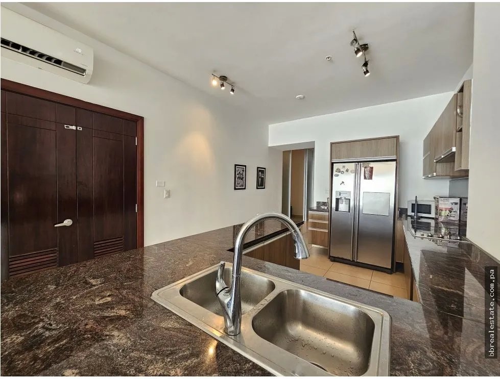 Venta de apartamento en Avenida Balboa, Ph Rivage