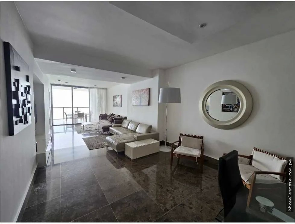 Venta de apartamento Amoblado en Avenida Balboa, Ph Yoo