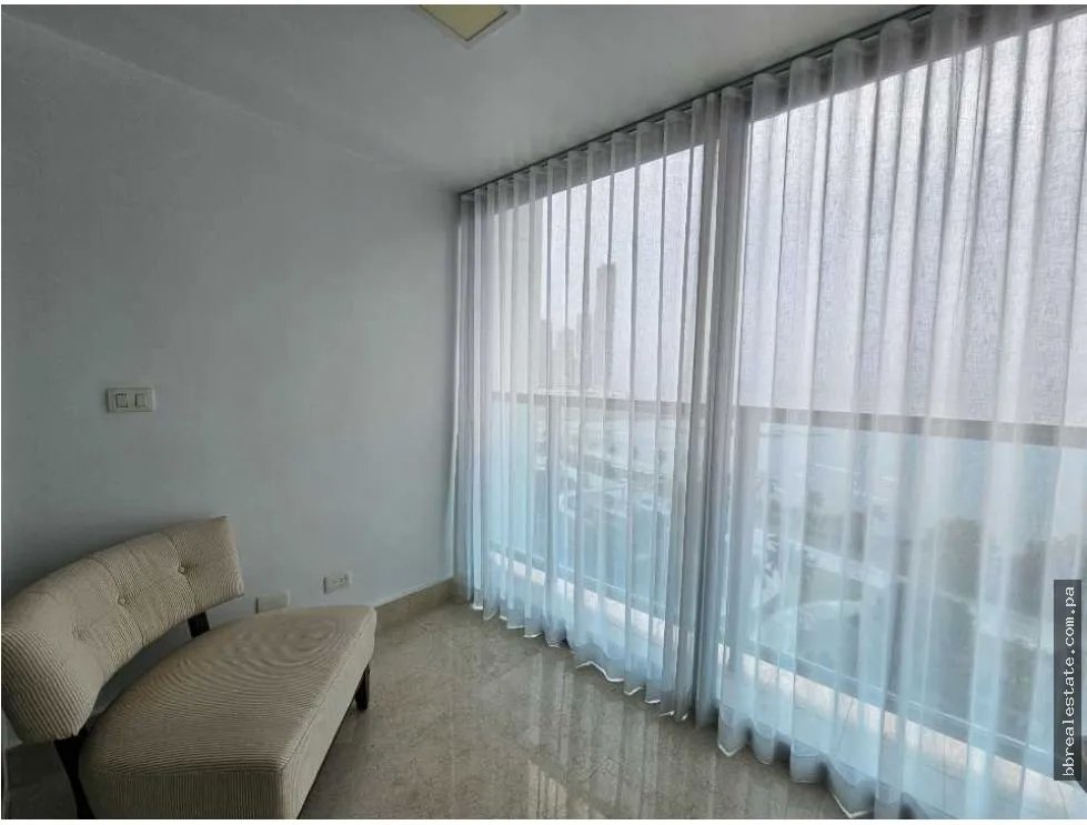 Alquiler de apartamento Amoblado Avenida Balboa, Ph Yoo