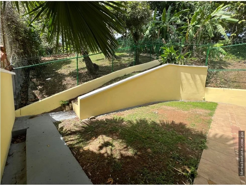 VENTA DE CASA EN ANCÓN