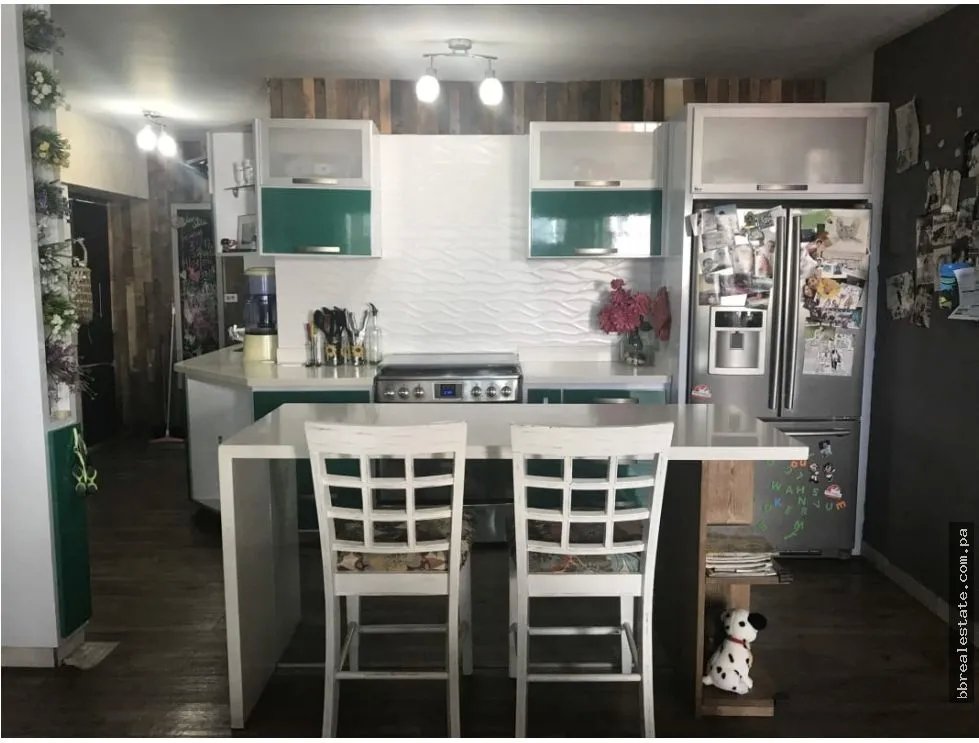 SE VENDE APARTAMENTO EN SAN FRANCISCO, PH SEÑORIAL 50