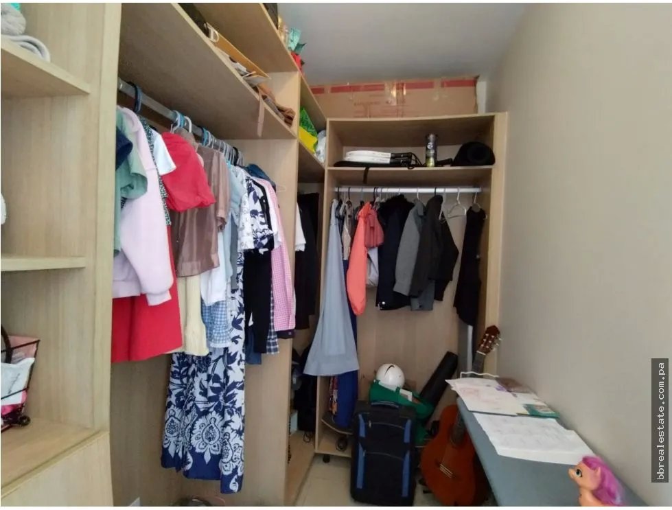 Se vende apartamento en Avenida Balboa, PH White