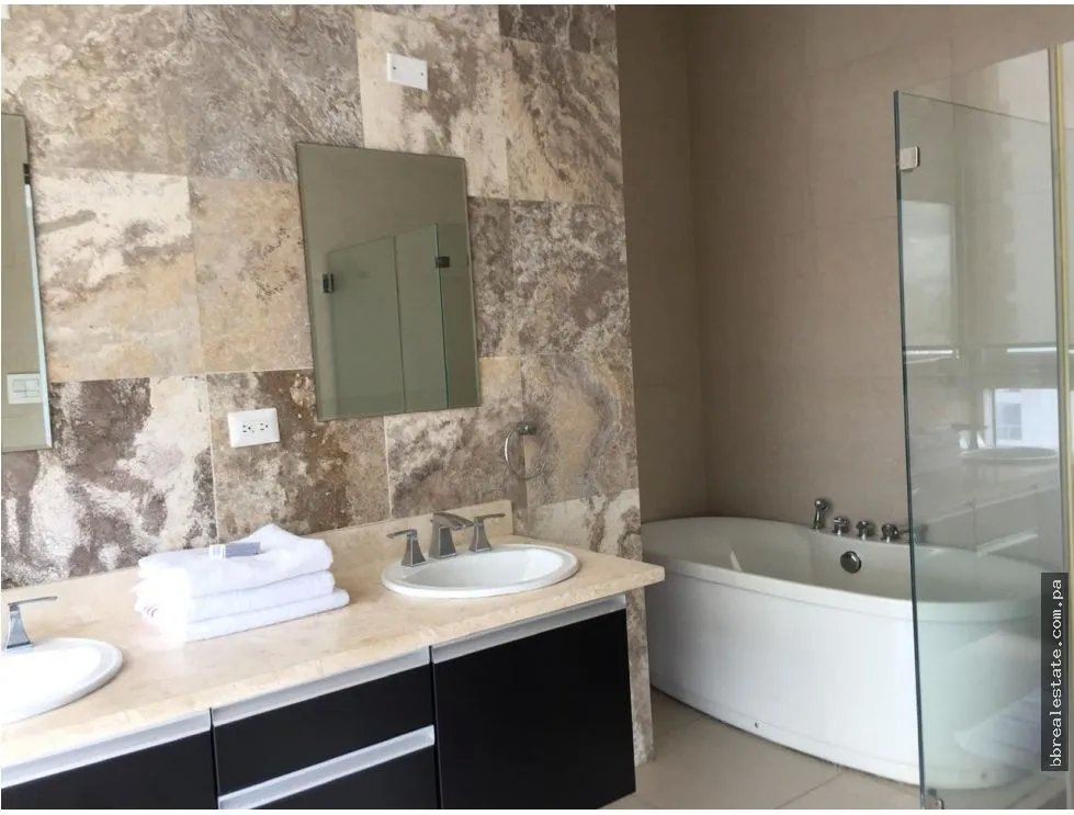 Apartment for sale in Panama