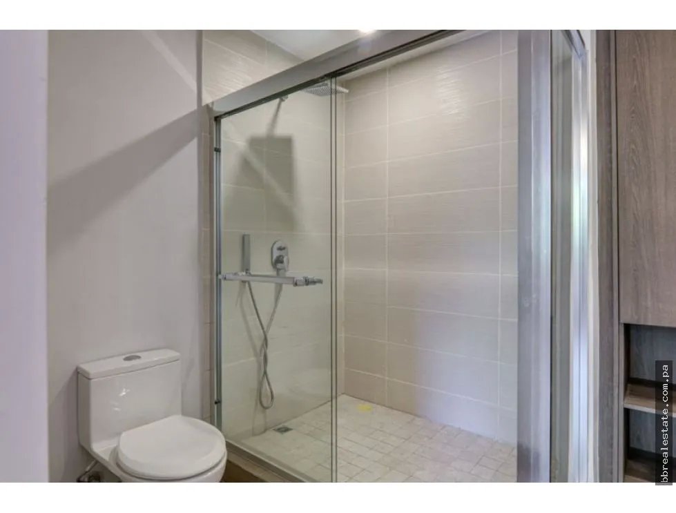 Venta de Casa 3 Niveles En Paitilla