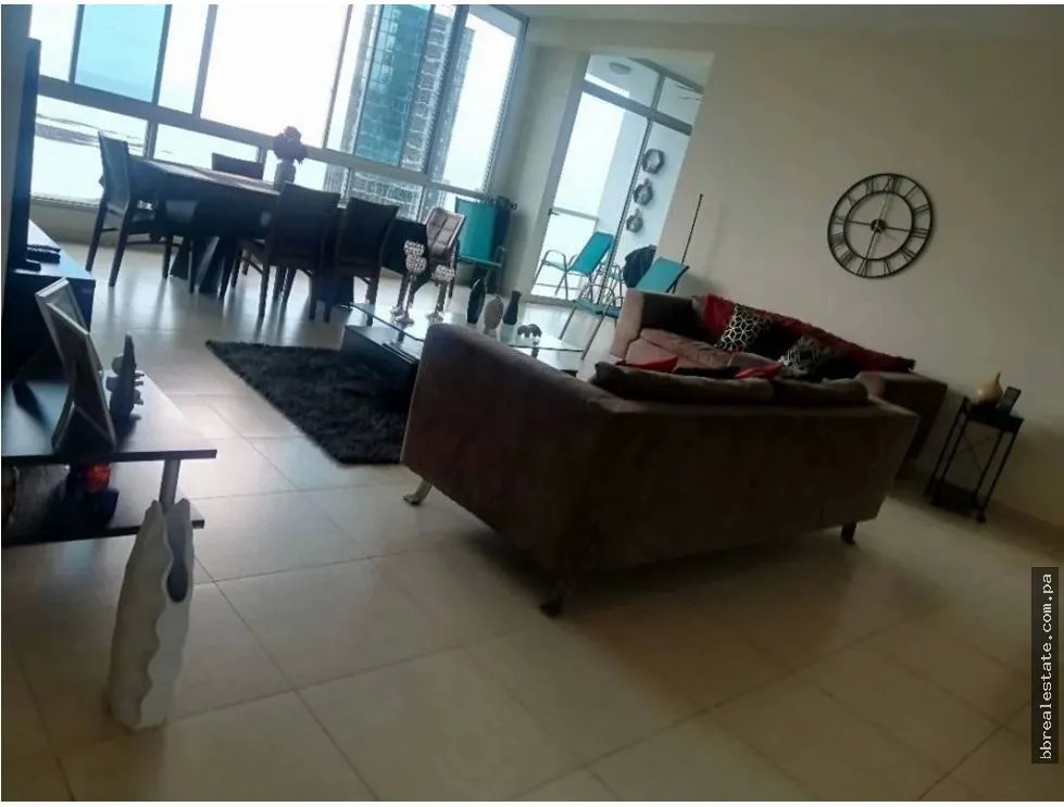 Se vende apartamento en Avenida Balboa, Ph Marina Park