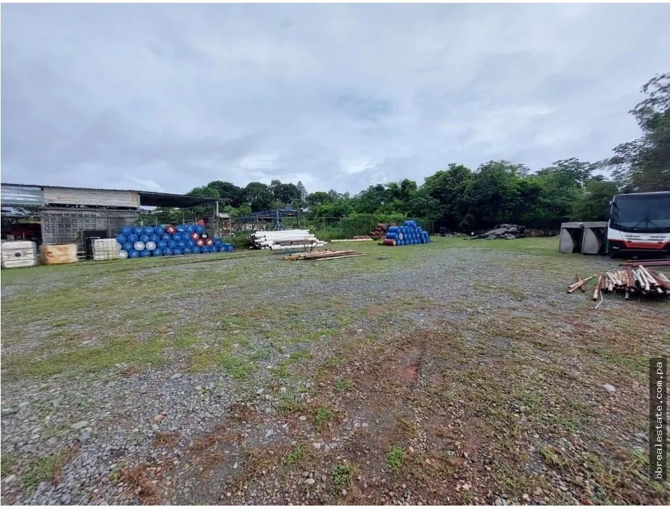Se Vende Terreno en la 24 de Diciembre, Tocumen
