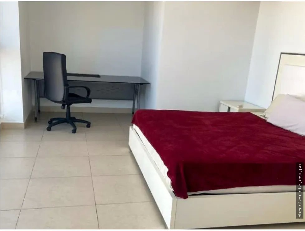 Se vende apartamento en Avenida Balboa, Ph Rivage