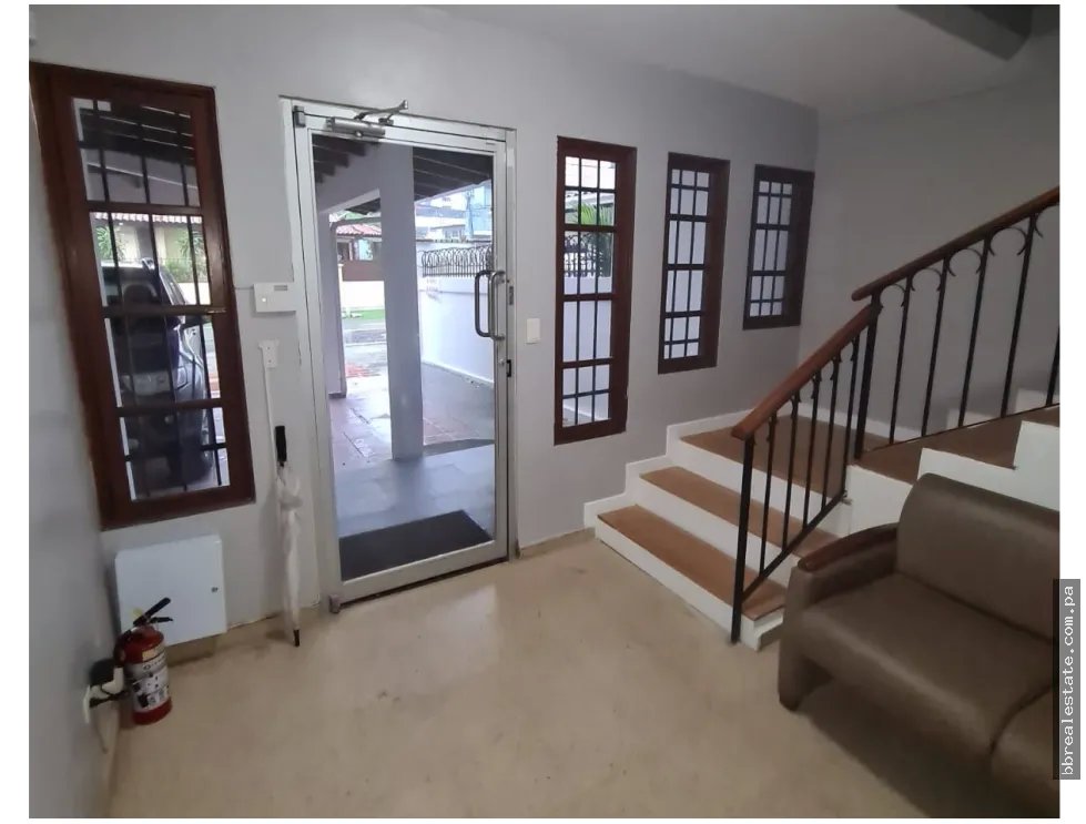 Se vende casa comercial en San Francisco, Calle 73