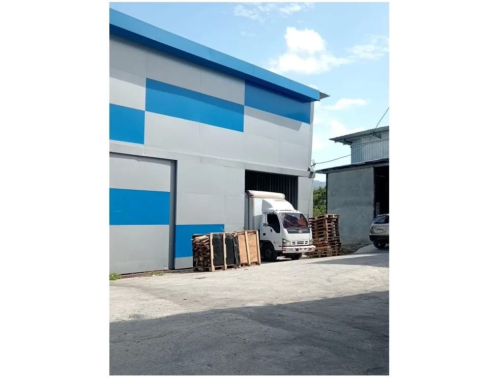 Warehouse for rent in Panama