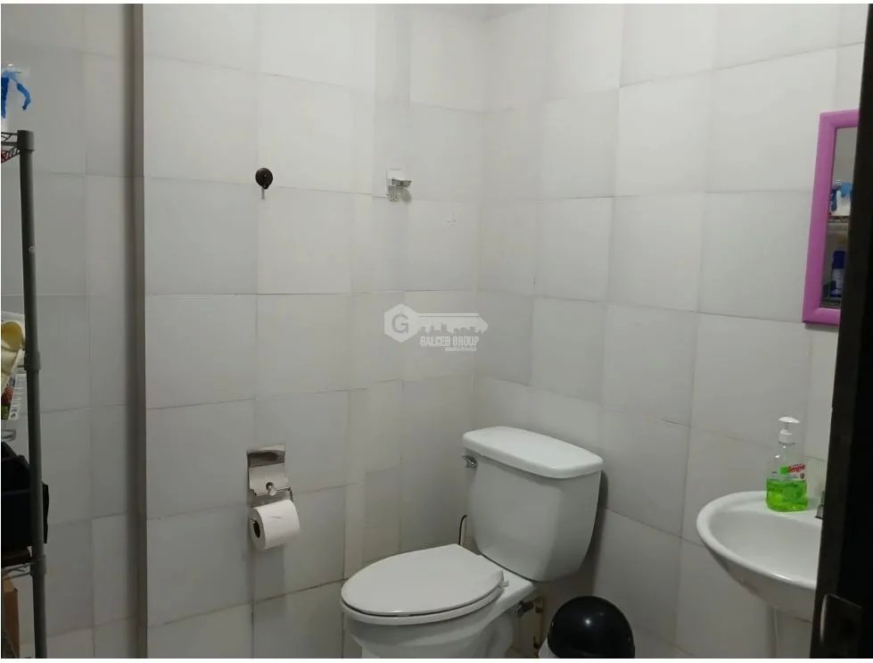CENTENNIAL / CENTRO PLAZA / 102M / 1 BAÑO / PLANTA BAJA  MEZZANINE HA