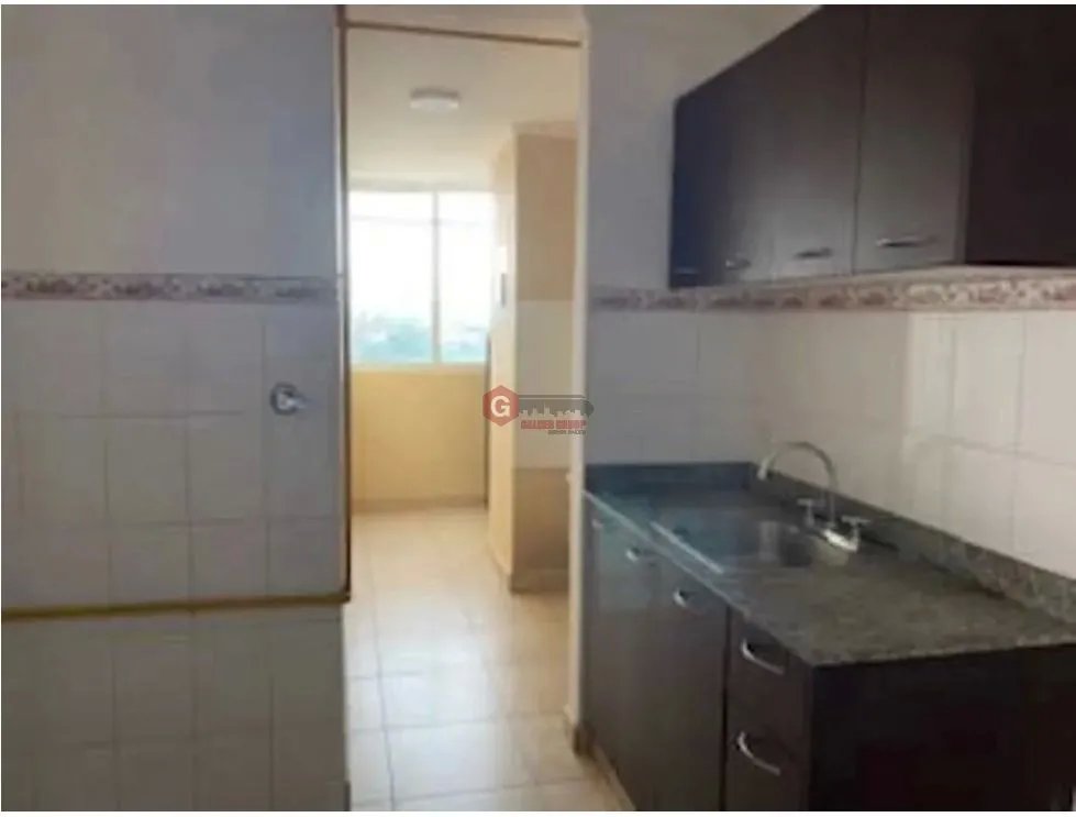 RIO ABAJO / RES. PALMERAS / 80m2 / 3 HABITACIONES / CENTRICO APART.
