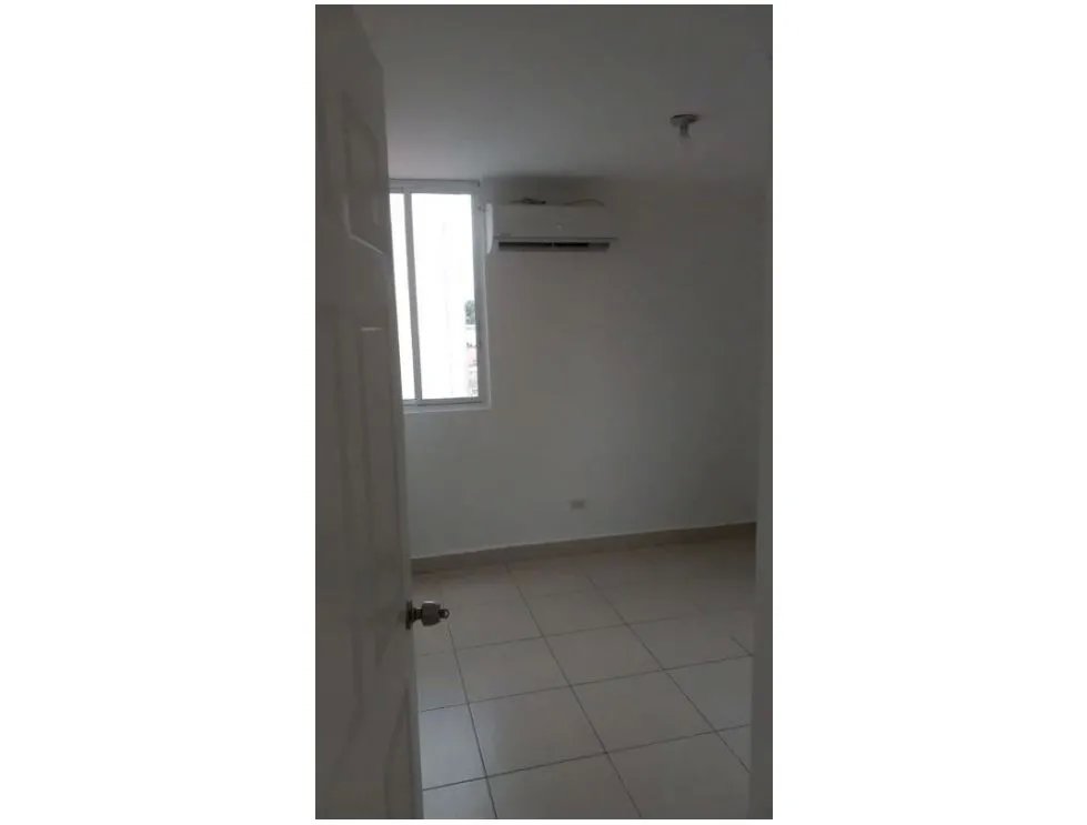 RIO ABAJO / RES. PALMERAS / 80m2 / 3 HABITACIONES / CENTRICO APART.