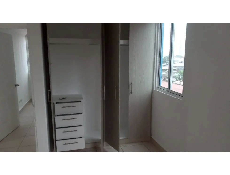 RIO ABAJO / RES. PALMERAS / 80m2 / 3 HABITACIONES / CENTRICO APART.