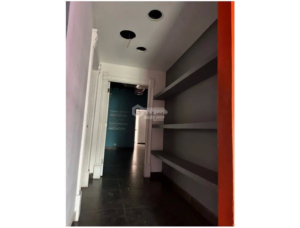 SAN FRANCISCO / TERRENO CON CASA COMERCIAL / 832M / SOBRE VIA