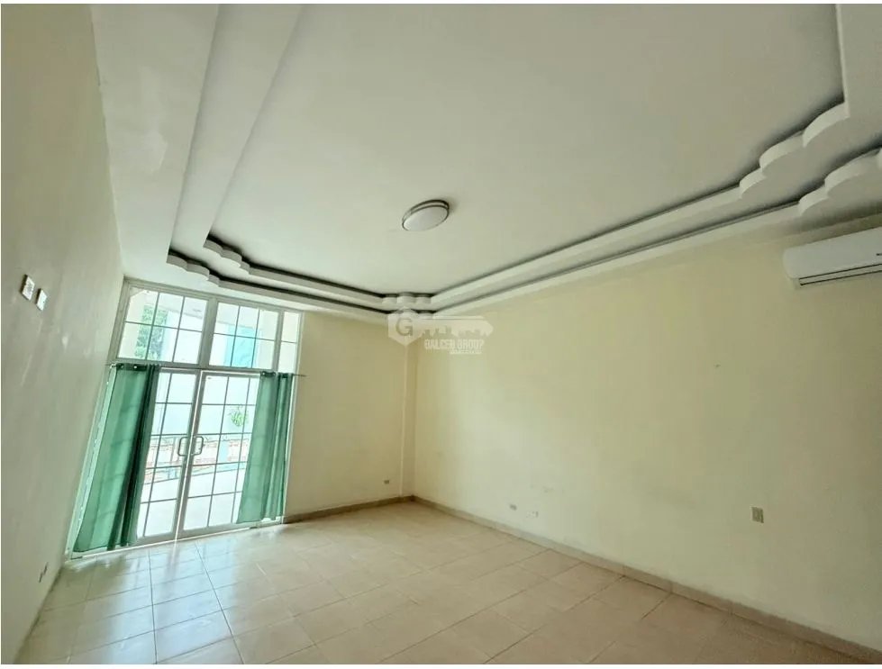 SAN FRANCISCO / 1500M / 10 ESPACIOS / 2 NIVEL / 6 PARKING / SOBRE VIA