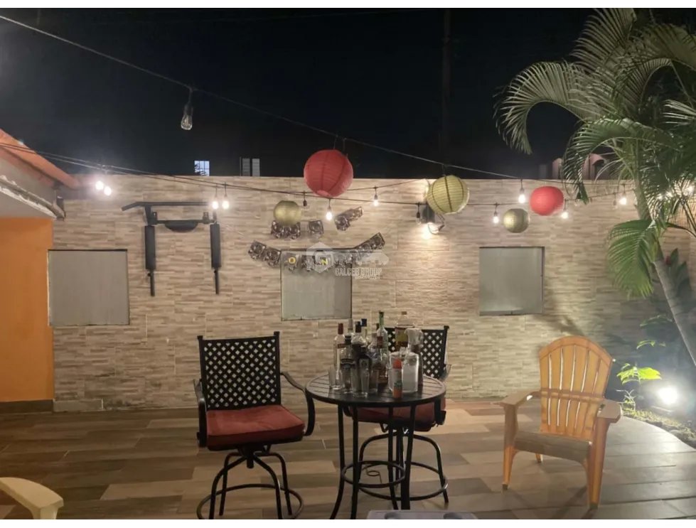 Single Family House for sale in Las Acacias