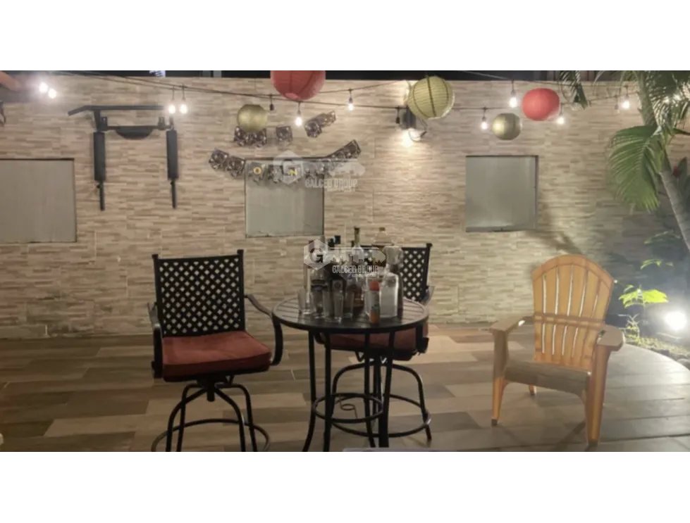 Single Family House for sale in Las Acacias