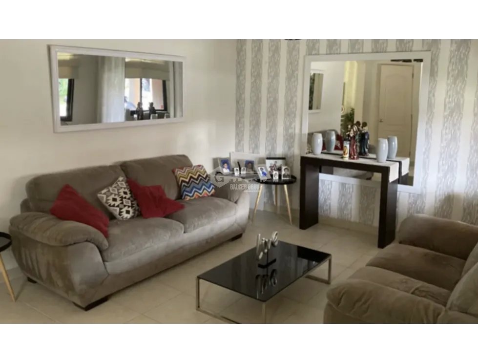 DON BOSCO / VERSALLES / 3 HABITACIONES / 331M / 2 PARKING / TERRAZA