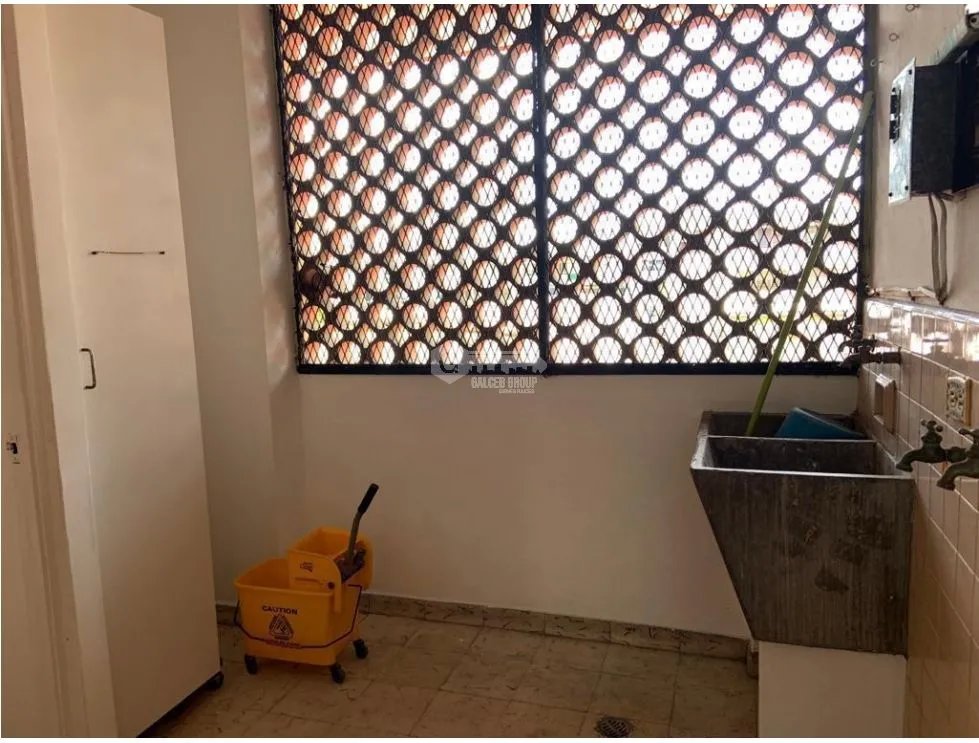 OBARRIO / EDIFICIO MONSERRAT / 112M / 2 HABITACIONES / SC