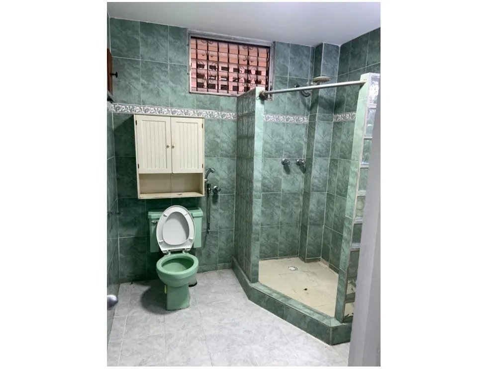 OBARRIO / EDIFICIO MONSERRAT / 112M / 2 HABITACIONES / SC