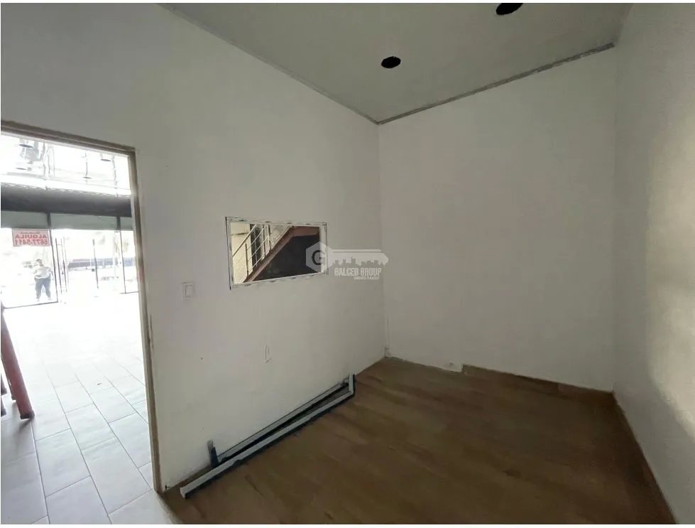 SE ALQUILA LOCAL EN MIDTOWN PLAZA TUMBA MUERTO CON MEZZANINE