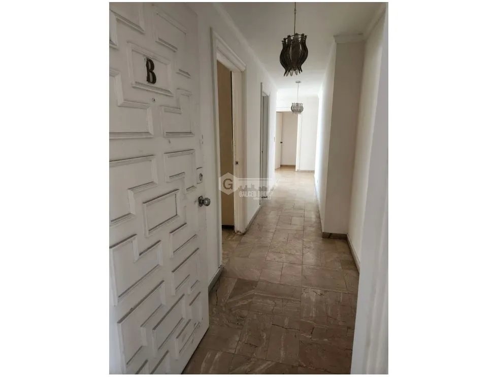 SE VENDE APARTAMENTO EN PH TIFFANY 213M 3 HABITACIONES 2 PARKING