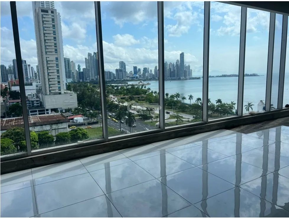 Office for sale in Panama