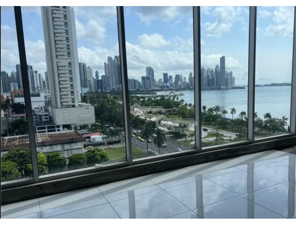 Office for sale in Panama