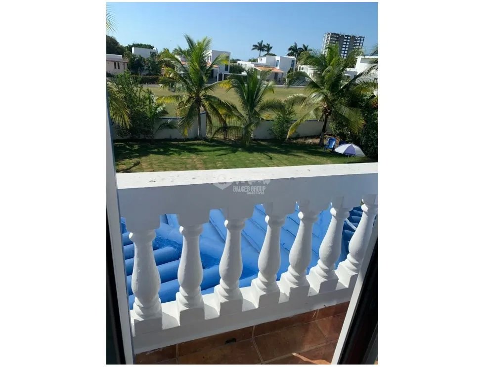 SE VENDE CASA EN PLAYA BLANCA 700M CON VISTA AL MAR Y BALCON