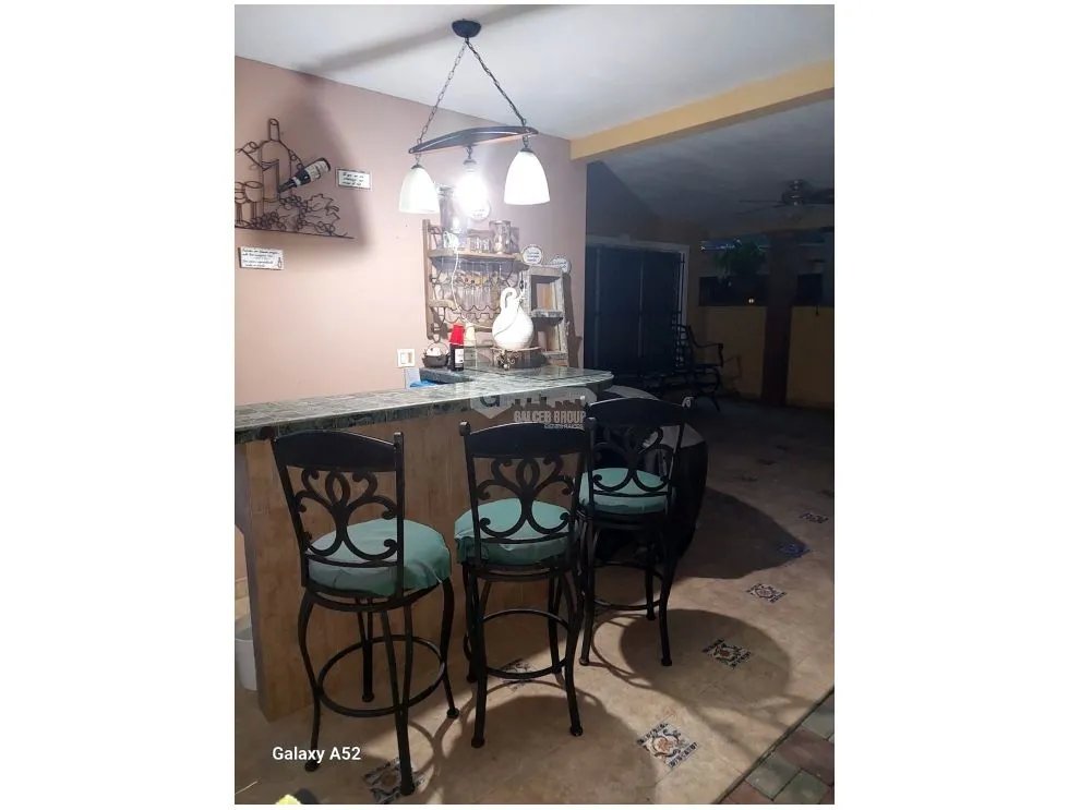 SE VENDE CASA VILLA DE LAS FUENTES II 400M 2 PISOS CON TERRAZA Y BAR