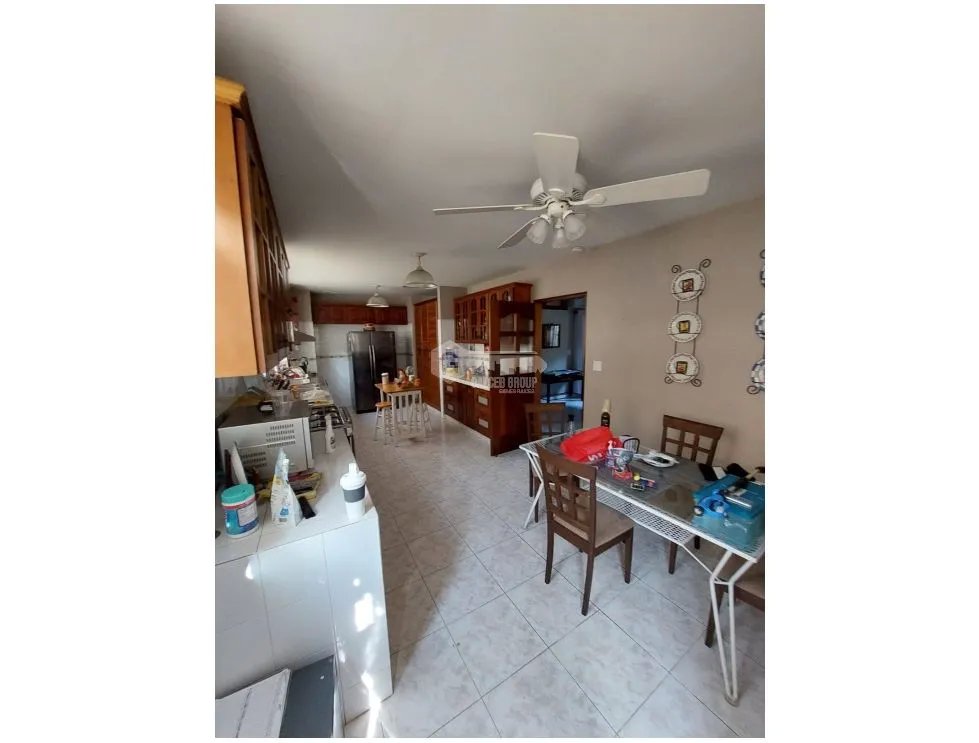 SE VENDE CASA VILLA DE LAS FUENTES II 400M 2 PISOS CON TERRAZA Y BAR