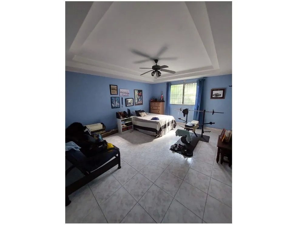 SE VENDE CASA VILLA DE LAS FUENTES II 400M 2 PISOS CON TERRAZA Y BAR