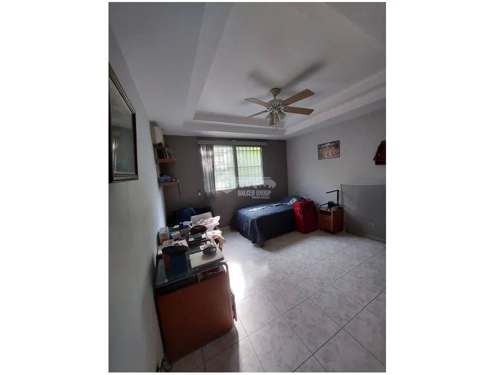 SE VENDE CASA VILLA DE LAS FUENTES II 400M 2 PISOS CON TERRAZA Y BAR
