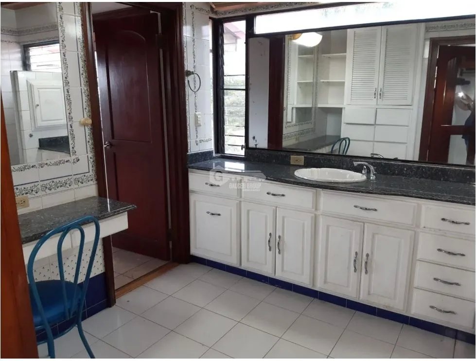 ALTOS DE BETANIA / 400M / 3 HABITACIONES / 2 NIVELES / 4 PARKING