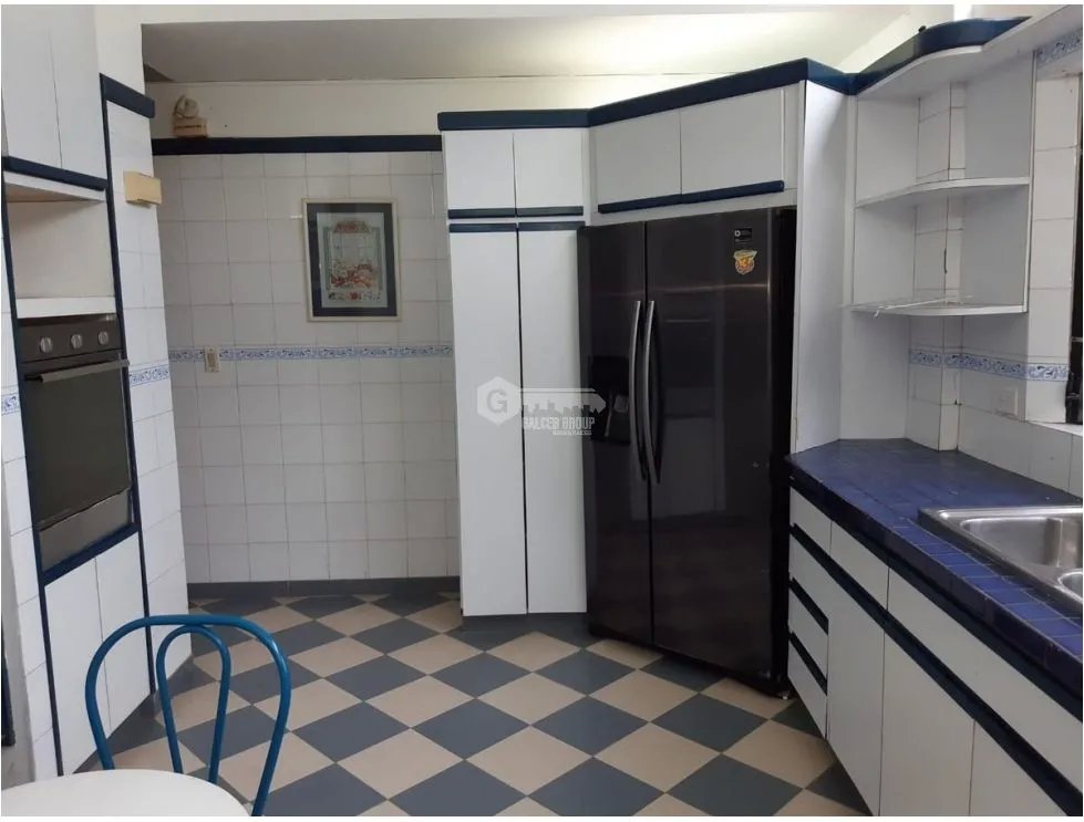 ALTOS DE BETANIA / 400M / 3 HABITACIONES / 2 NIVELES / 4 PARKING