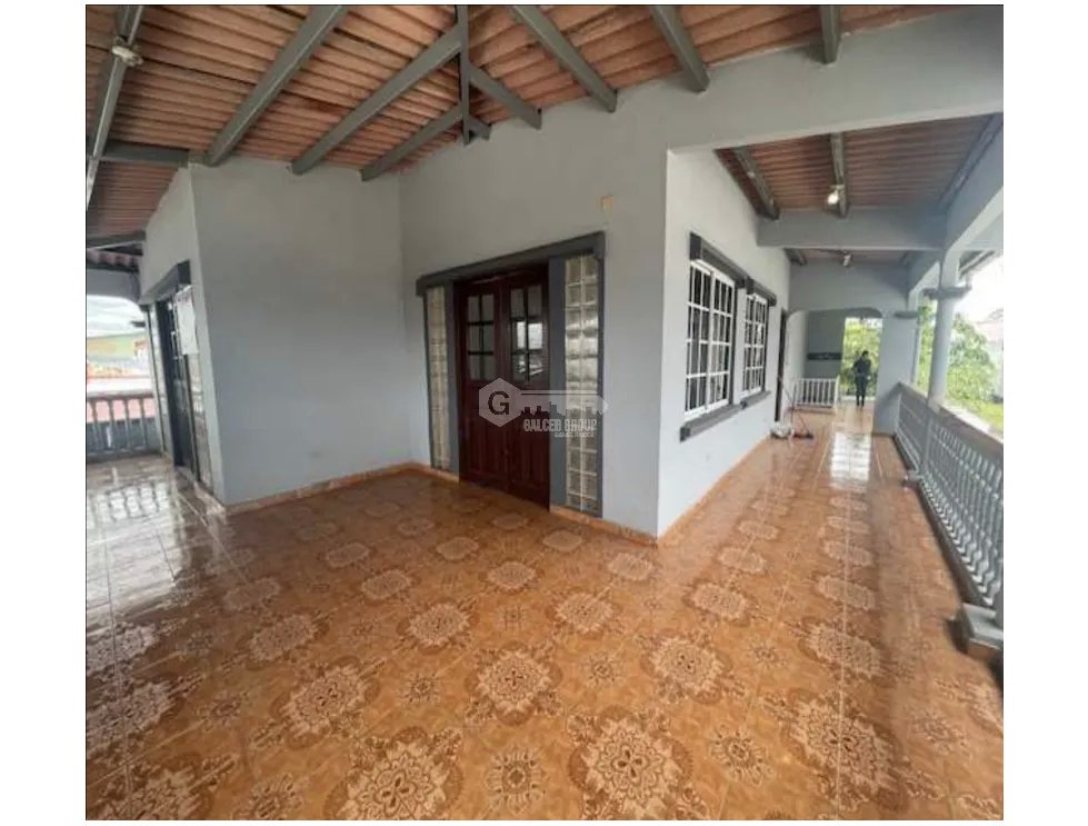 SE VENDE LOCAL COMERCIAL EN LA CHORRERA SOBRE AVENIDA LIBERTADOR