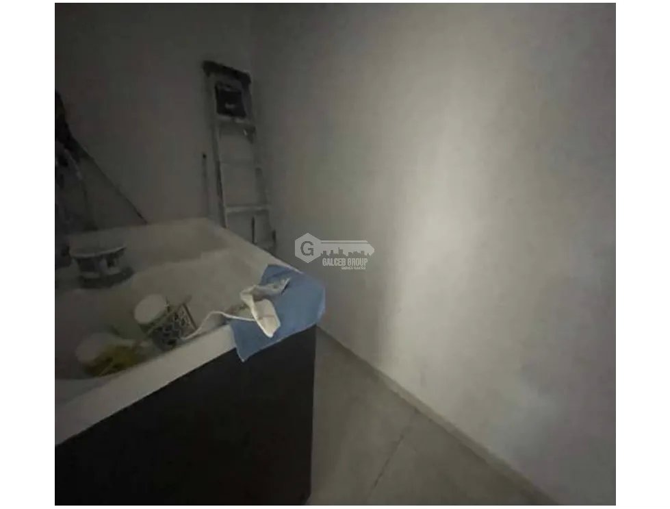 SE VENDE LOCAL COMERCIAL EN LA CHORRERA SOBRE AVENIDA LIBERTADOR