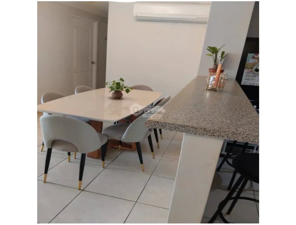 SE VENDE EN PARQUE LEFEVRE PH PRISMA 3 HABITACION CON BALCON