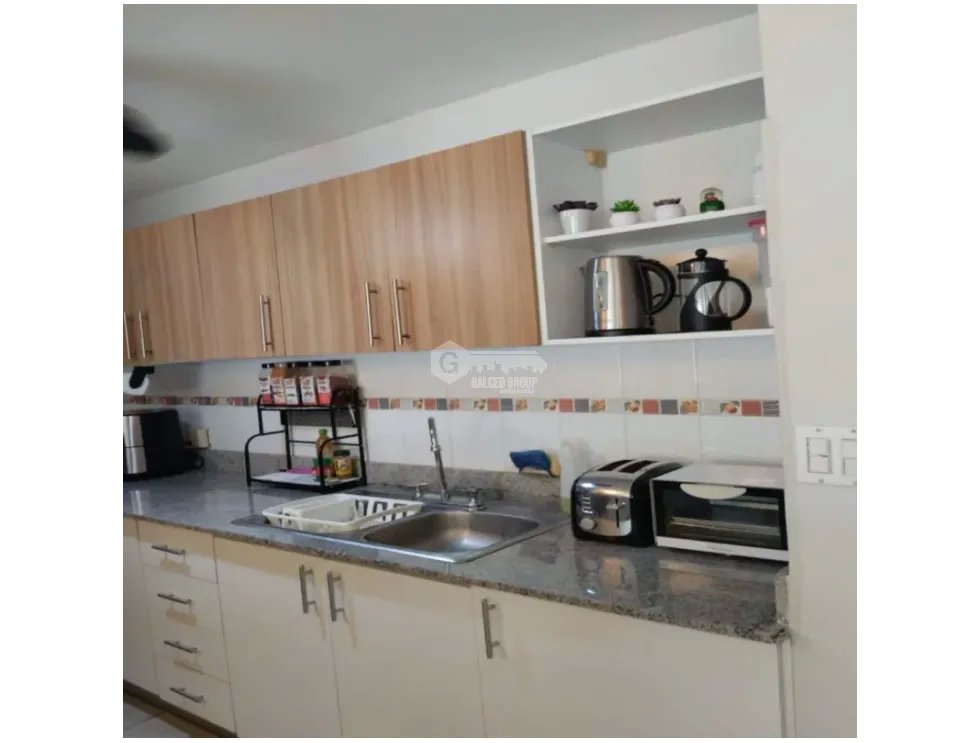 SE VENDE EN PARQUE LEFEVRE PH PRISMA 3 HABITACION CON BALCON