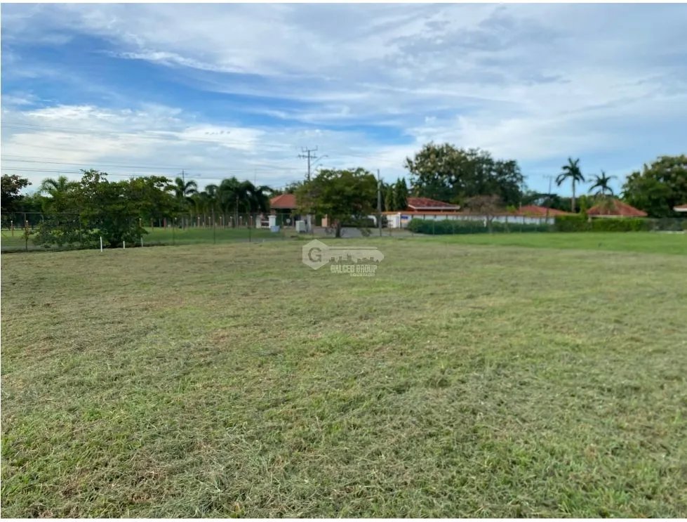 TERRENO EN CHAME  COLONIA SANTA LUCIA / 720M  /AREA SOCIAL