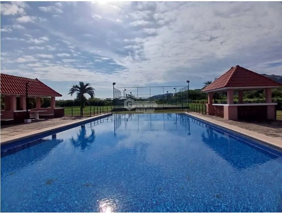 CHAME / LA COLONIA / TERRENO / 900M  / GARITA  / AREA SOCIAL