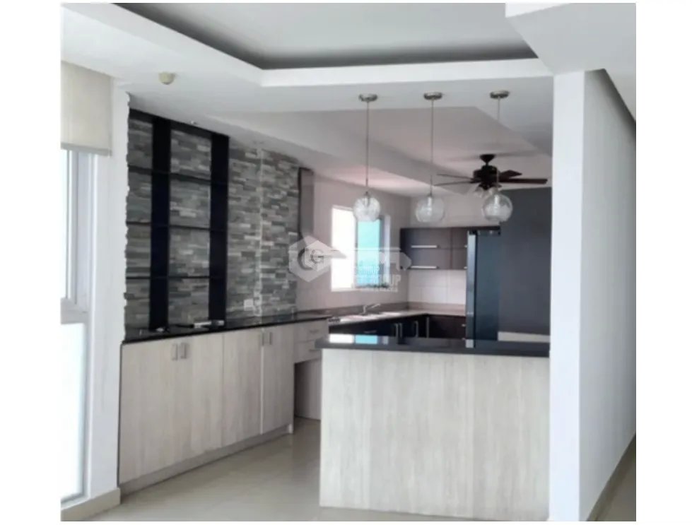 SE VENDE APARTAMENTO EN COCO DEL MAR PH THE VIEW CON VISTA PANORÁMICA
