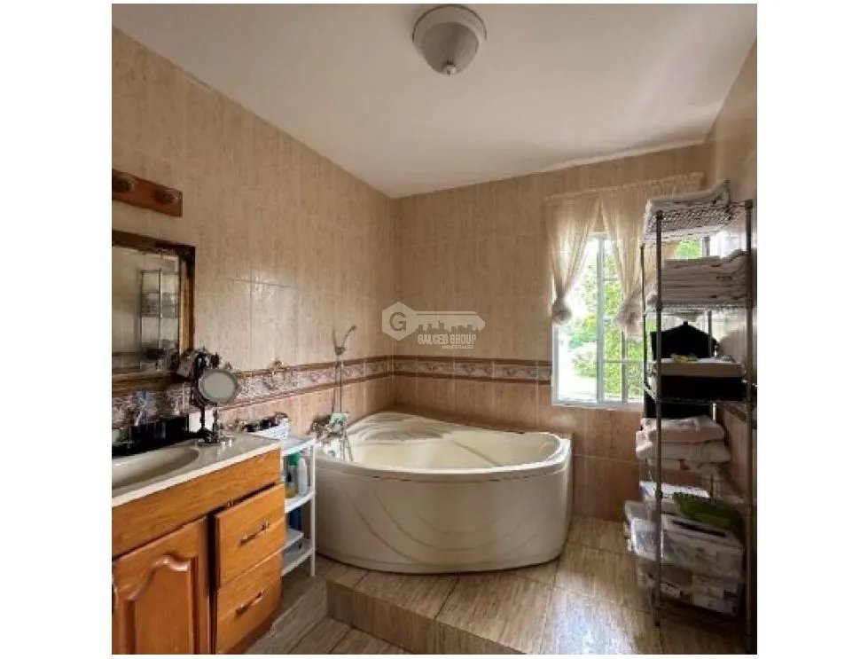 Single Family House for sale in David