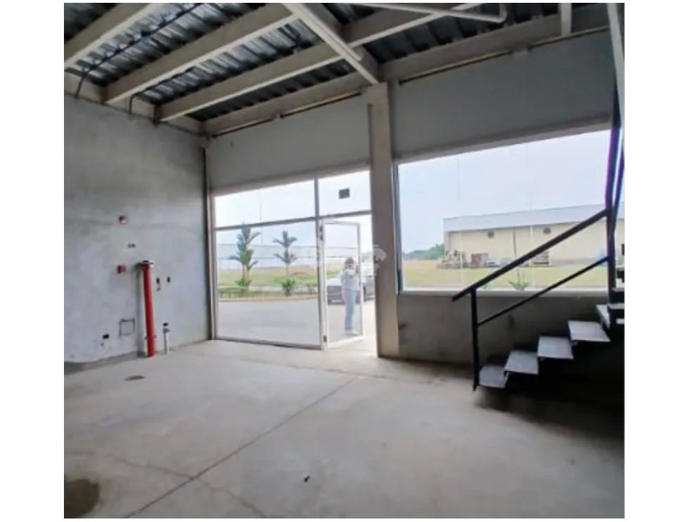 TOCUMEN / PARQUE INDUSTRIAL DE LAS AMERICAS / 550M / MEZZANINE