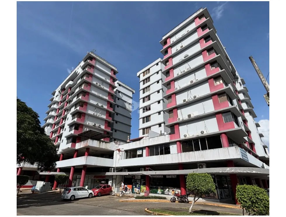 SE VENDE OFICINA ALTOS DEL CHASE PH MILANO CON DIVISIONES Y AMOBLADA
