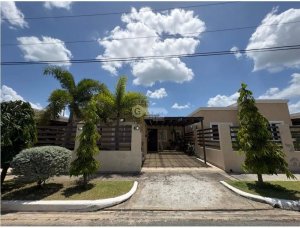 SE VENDE CASA EN CORONADO PH PARAISO VIL...